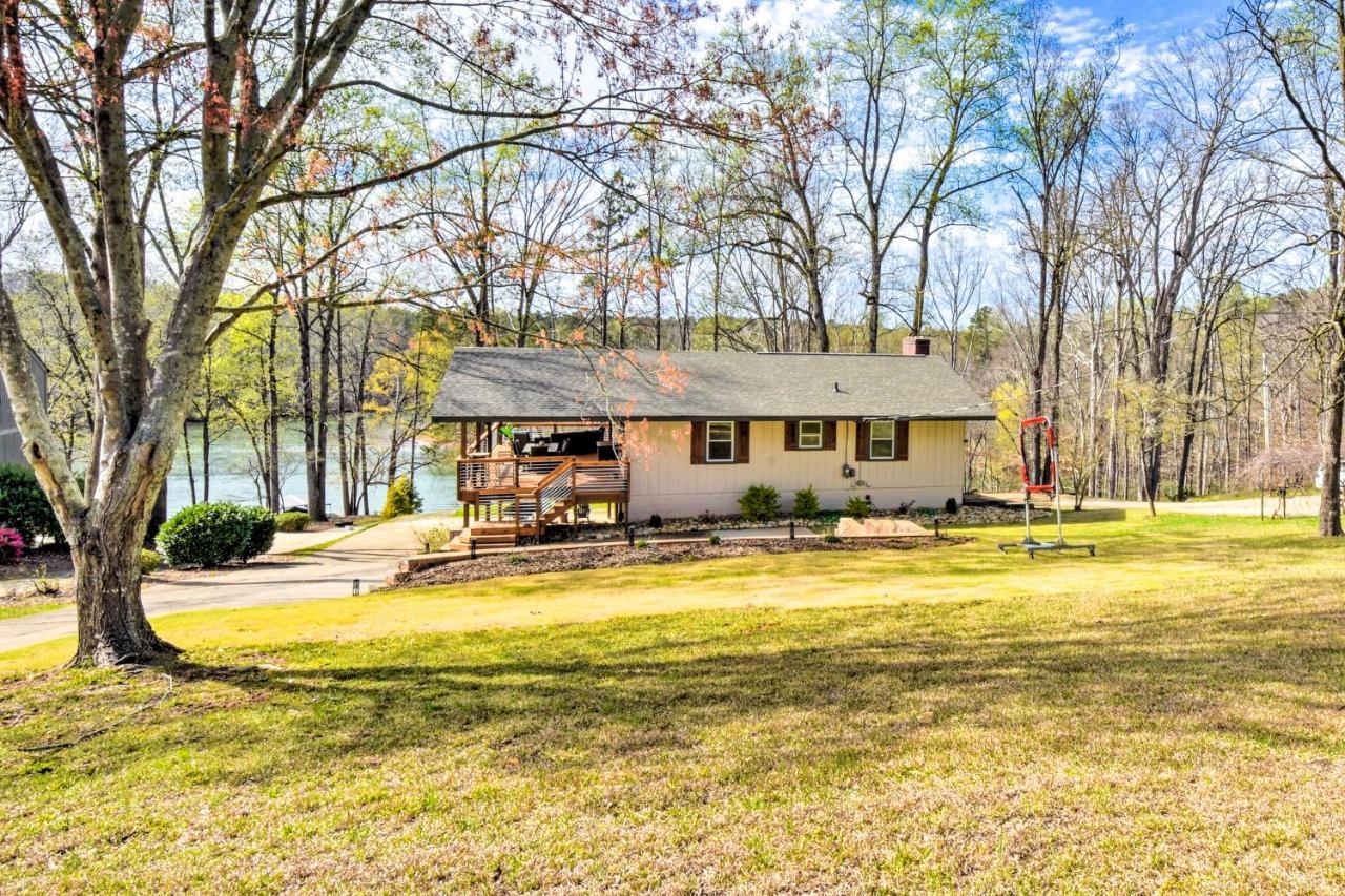 Townville Lake House With Private Dock, Kayaks! Fair Play Exteriér fotografie